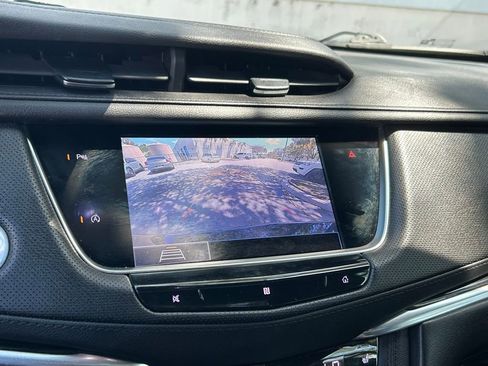 Used 2020 Cadillac XT5 Premium Luxury image 26