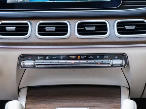 Used 2020 Mercedes-Benz GLE 350 4MATIC image 20