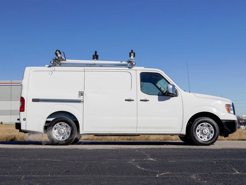 Used 2019 Nissan NV 2500 SV w/ Navigation Package image 8