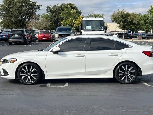 Used 2023 Honda Civic EX image 7