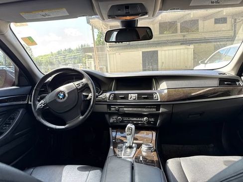 Used 2014 BMW 535i xDrive Sedan AWD/4WD image 11