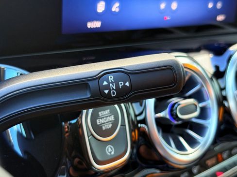 New 2025 Mercedes-Benz GLA 250 image 16