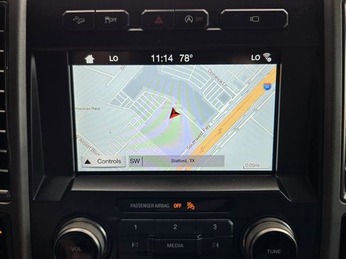 Used 2017 Ford F150 Raptor w/ Equipment Group 802A Luxury image 12