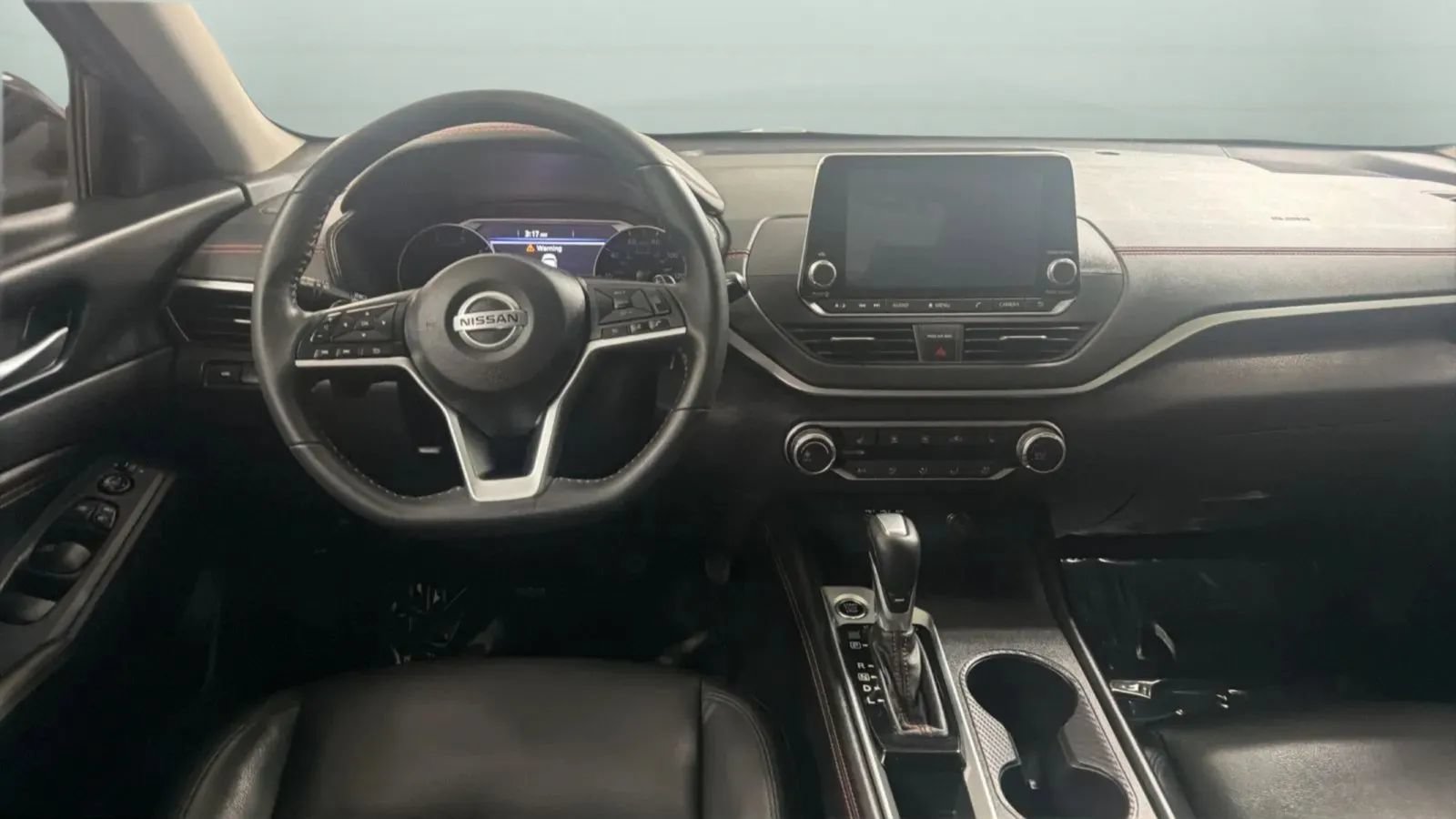 Used 2022 Nissan Altima 2.5 SR w/ Midnight Edition Package FWD image 10