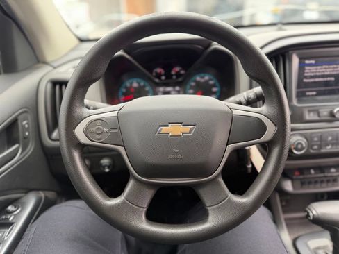 Used 2020 Chevrolet Colorado W/T w/ WT Convenience Package AWD/4WD image 6