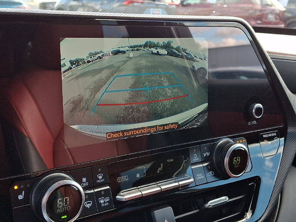 Used 2025 Toyota Highlander XSE AWD/4WD image 21