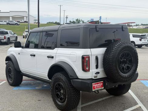 Used 2024 Ford Bronco Wildtrak AWD/4WD image 3