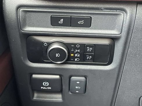 Used 2024 Ford Expedition Max Limited AWD/4WD image 30