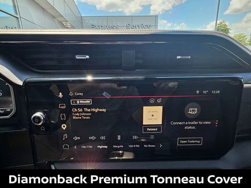 Used 2023 GMC Sierra 1500 AT4 w/ Technology Package AWD/4WD image 21