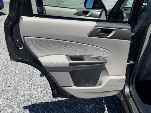 Used 2012 Subaru Forester 2.5X w/ Alloy Wheel Pkg AWD/4WD image 15