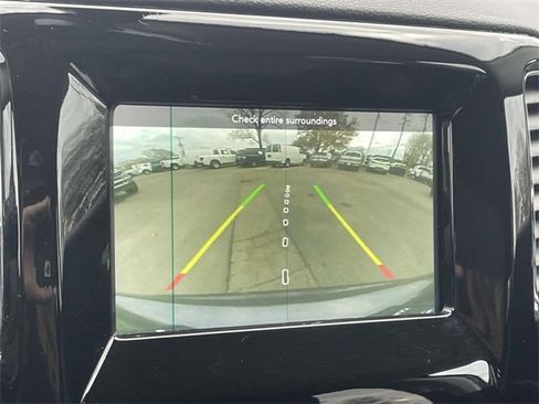 Used 2021 Jeep Compass Latitude image 25