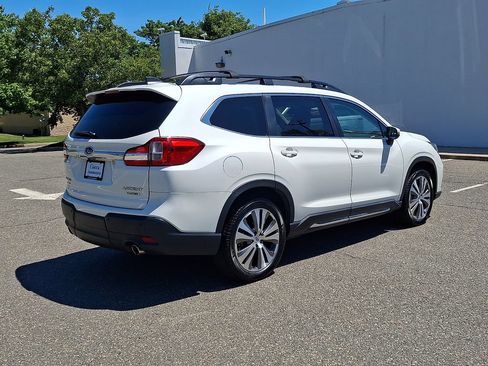 Used 2022 Subaru Ascent Limited w/ Technology Package AWD/4WD image 9