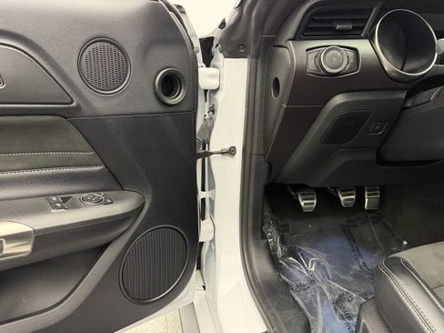 Used 2017 Ford Mustang Shelby GT350 image 55