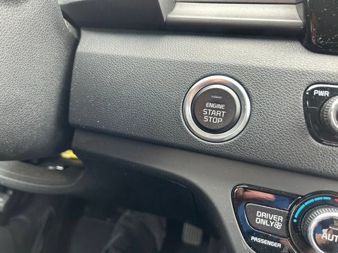 Used 2018 Kia Niro LX FWD image 14