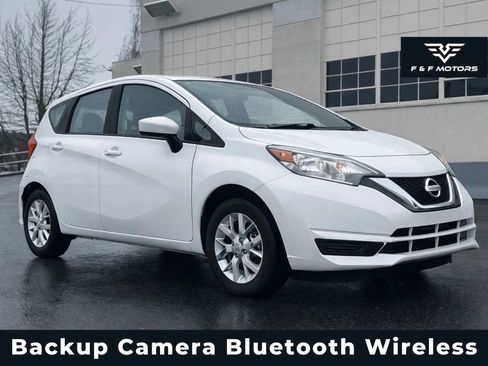 Used 2017 Nissan Versa Note SV image 1