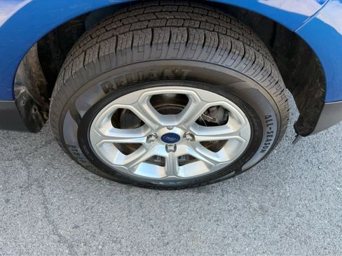 Used 2019 Ford EcoSport SE w/ SE Convenience Package image 4
