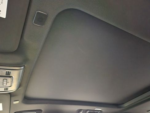 Used 2024 GMC Yukon XL AT4 w/ Technology Package AWD/4WD image 46