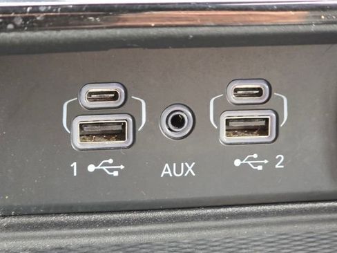 Used 2024 Jeep Grand Cherokee L Laredo image 12