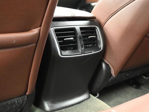 Used 2017 Acura TLX V6 image 36