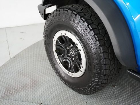 Used 2022 Ford Bronco Badlands image 53