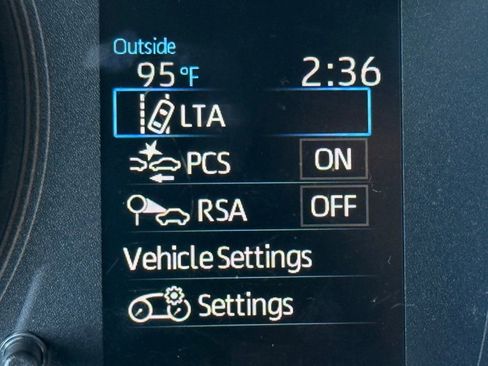 Used 2020 Toyota Corolla SE w/ Carpet Mat Package (TMS) image 24