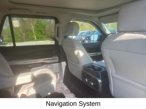 Used 2021 Ford Expedition Platinum image 14