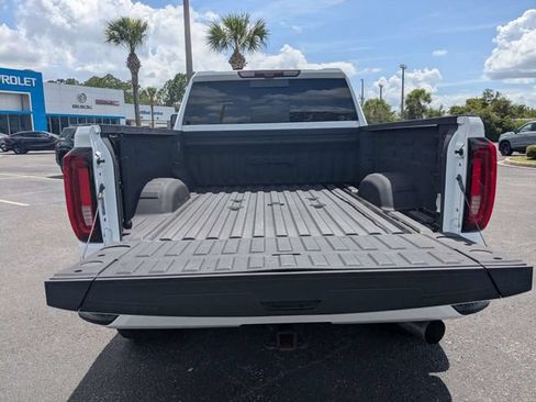 Used 2022 GMC Sierra 2500 AT4 w/ AT4 Premium Plus Package AWD/4WD image 12