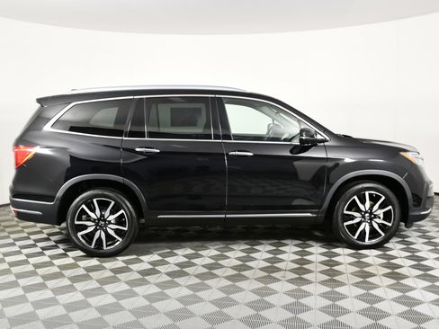 Certified 2022 Honda Pilot Touring image 5