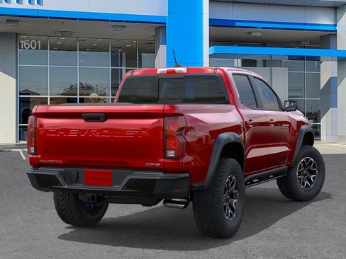New 2026 Chevrolet Colorado ZR2 w/ Technology Package AWD/4WD image 4