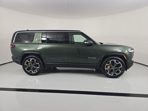 Used 2024 Rivian R1S Adventure AWD/4WD image 6
