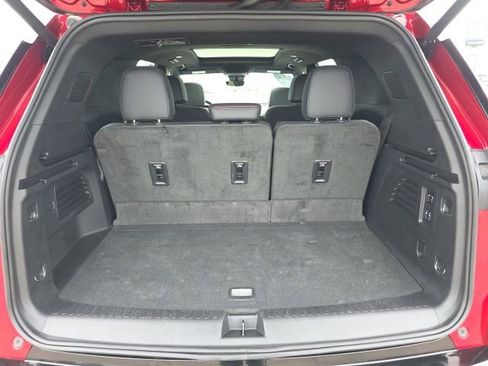 Used 2024 Chevrolet Traverse RS image 60