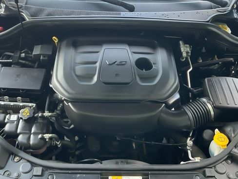 Used 2020 Jeep Grand Cherokee Limited AWD/4WD image 27