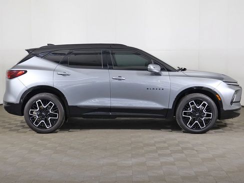 Used 2024 Chevrolet Blazer RS w/ Driver Confidence II Package FWD image 22