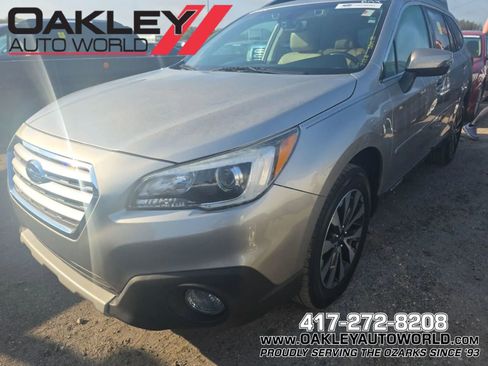 Used 2017 Subaru Outback 2.5i Limited image 1
