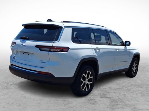 Used 2023 Jeep Grand Cherokee L Limited AWD/4WD image 5