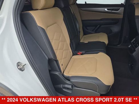 Used 2024 Volkswagen Atlas Cross Sport SE FWD image 19