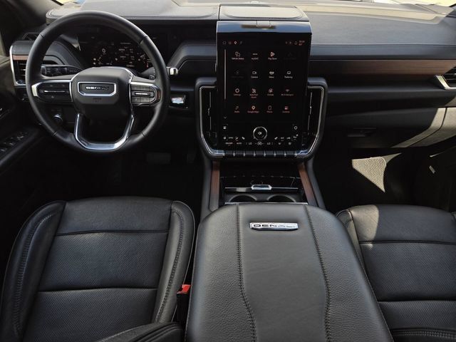 Used 2025 GMC Yukon Denali AWD/4WD image 18