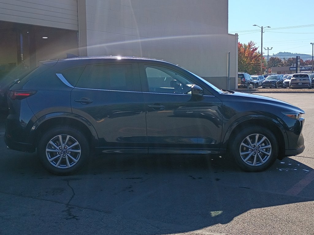 Used 2025 MAZDA CX-5 AWD 2.5 S w/ Preferred Package image 3