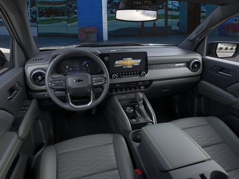 New 2026 Chevrolet Colorado ZR2 w/ Technology Package AWD/4WD image 39