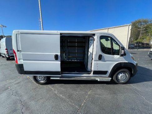 Used 2023 RAM ProMaster 2500 image 21