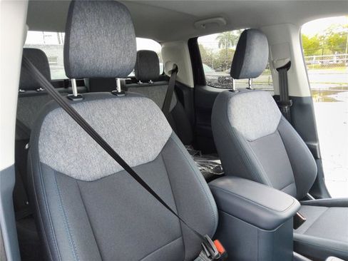 New 2026 Ford Maverick XLT w/ XLT Luxury Package FWD image 32