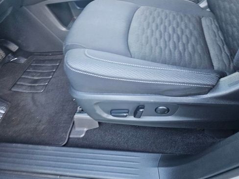 Certified 2022 Nissan Pathfinder SV w/ SV Premium Package image 17