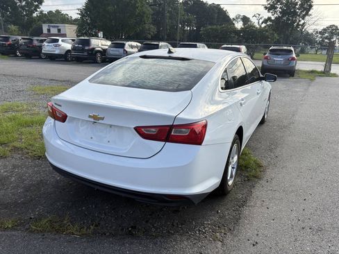 Used 2018 Chevrolet Malibu LS FWD image 5