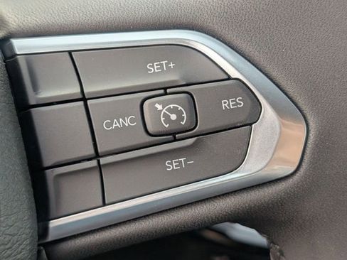 New 2026 Jeep Compass Latitude image 14