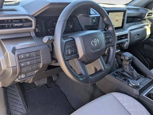 Used 2025 Toyota Tacoma SR5 AWD/4WD image 3