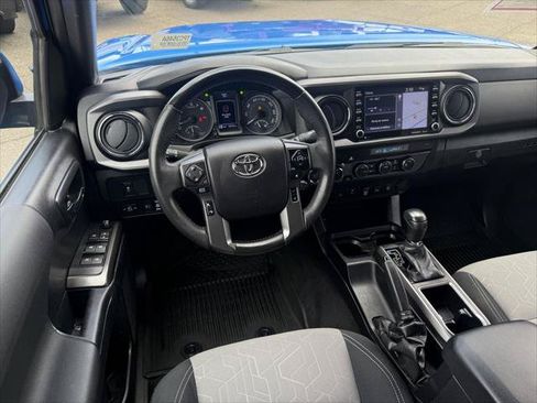 Certified 2021 Toyota Tacoma TRD Off-Road w/ Technology Package AWD/4WD image 18