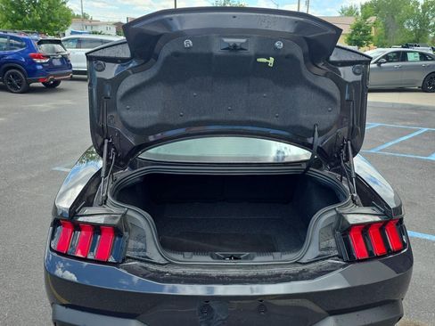 Used 2024 Ford Mustang GT RWD image 7
