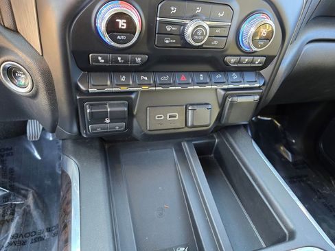 Used 2020 GMC Sierra 2500 Denali w/ Technology Package image 30