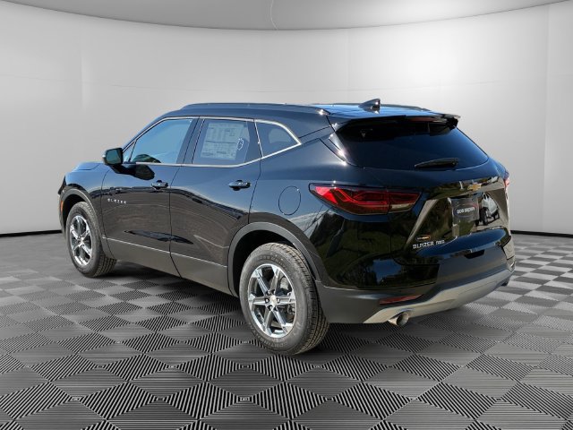 New 2026 Chevrolet Blazer LT w/ Sound & Technology Package AWD/4WD image 3