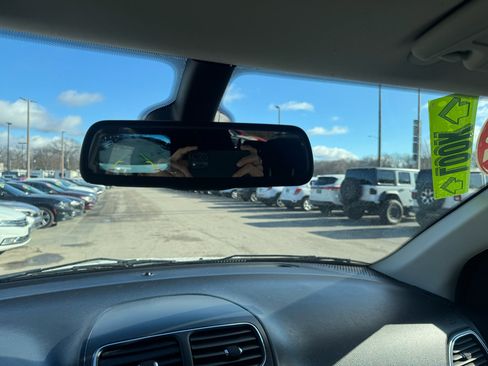 Used 2020 Dodge Journey SE w/ SE Popular Equipment Group image 14